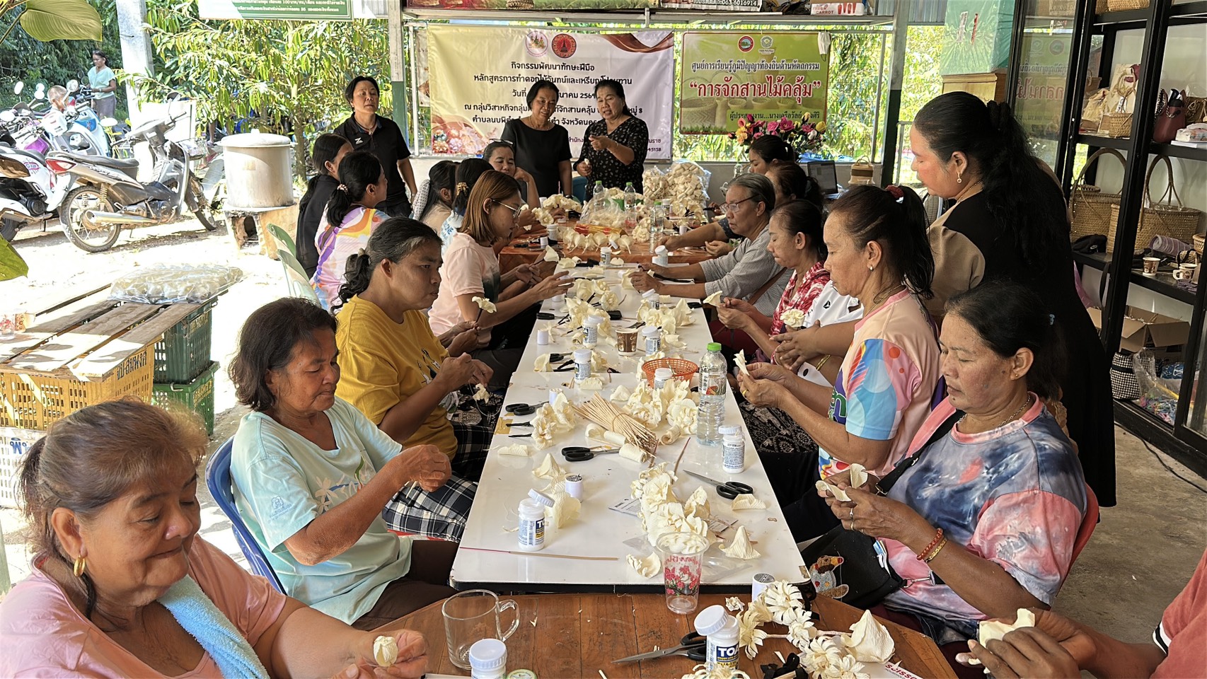 สพอ.นบพิตำ "เริ่มไว้ให้สานต่อ"